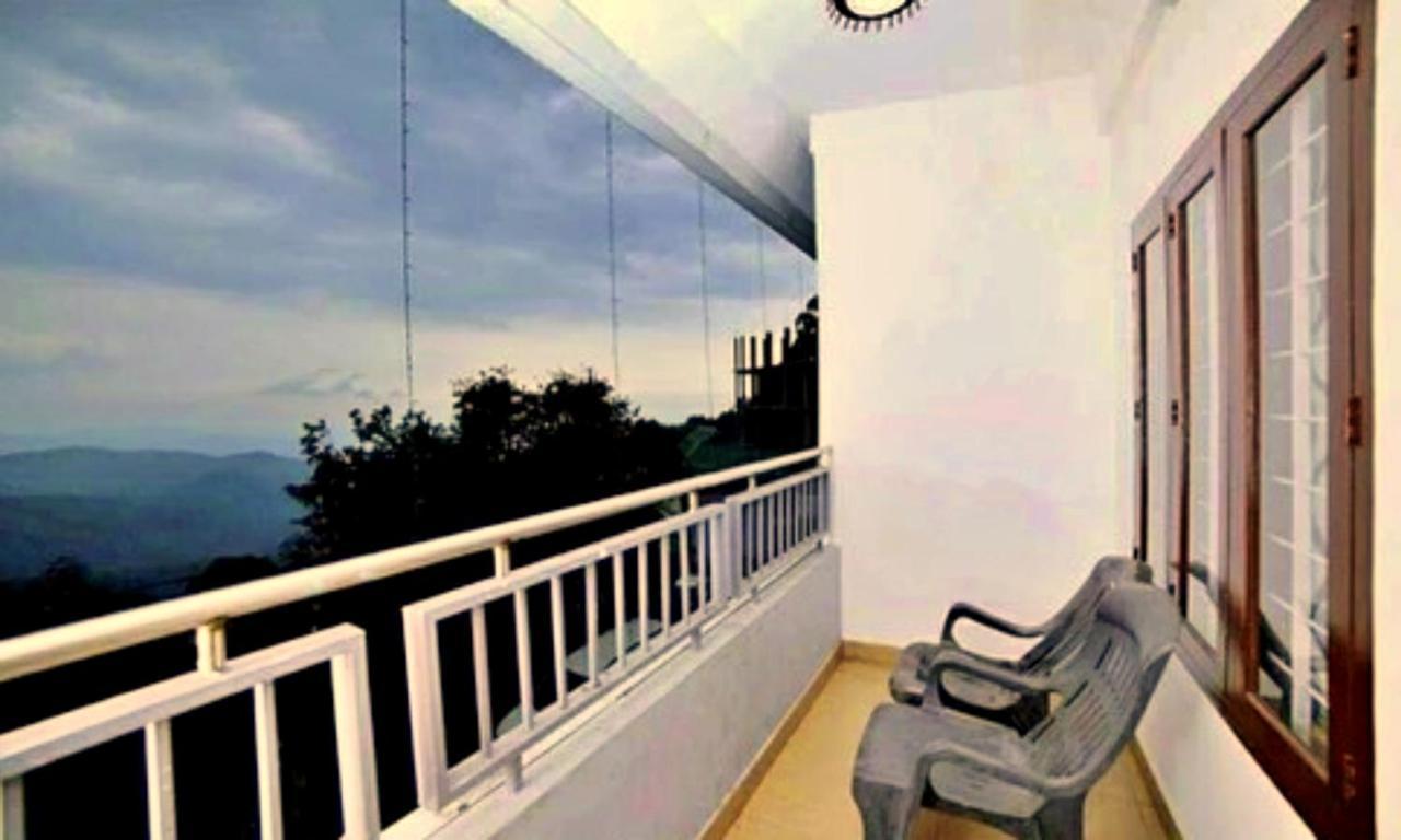 Red Castle Munnar Exterior photo